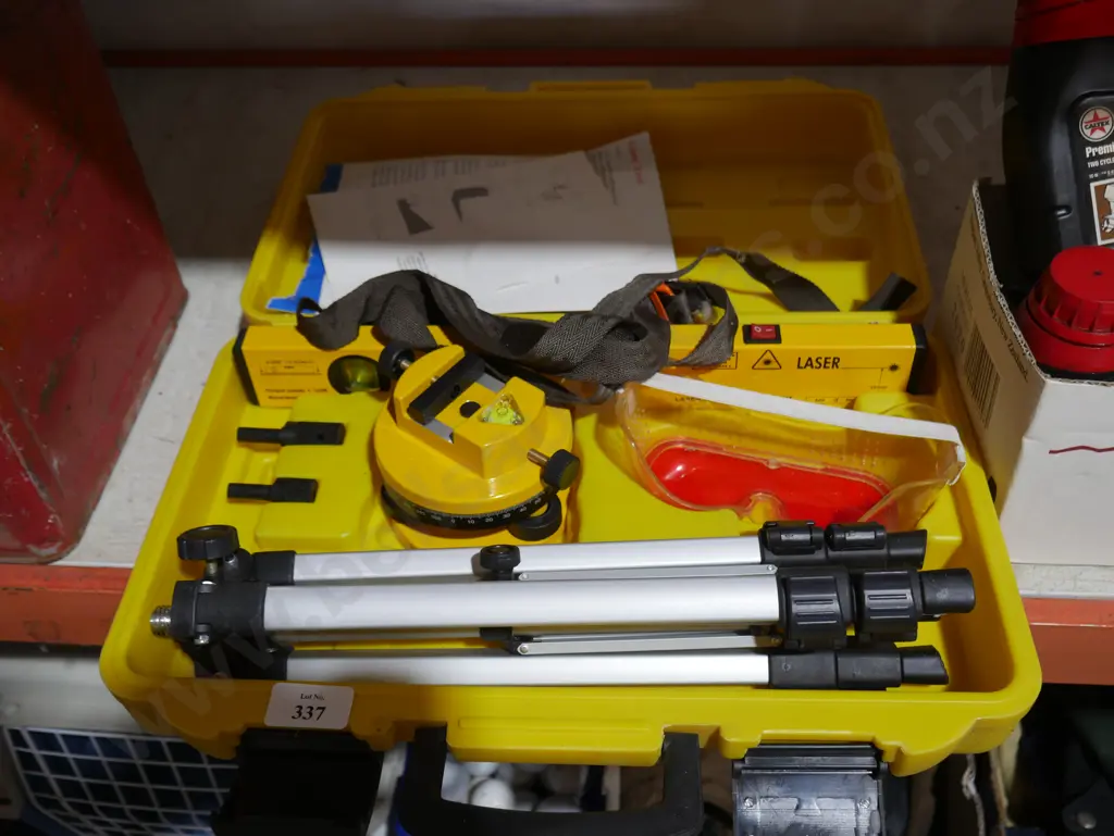 Laser level Image 1++