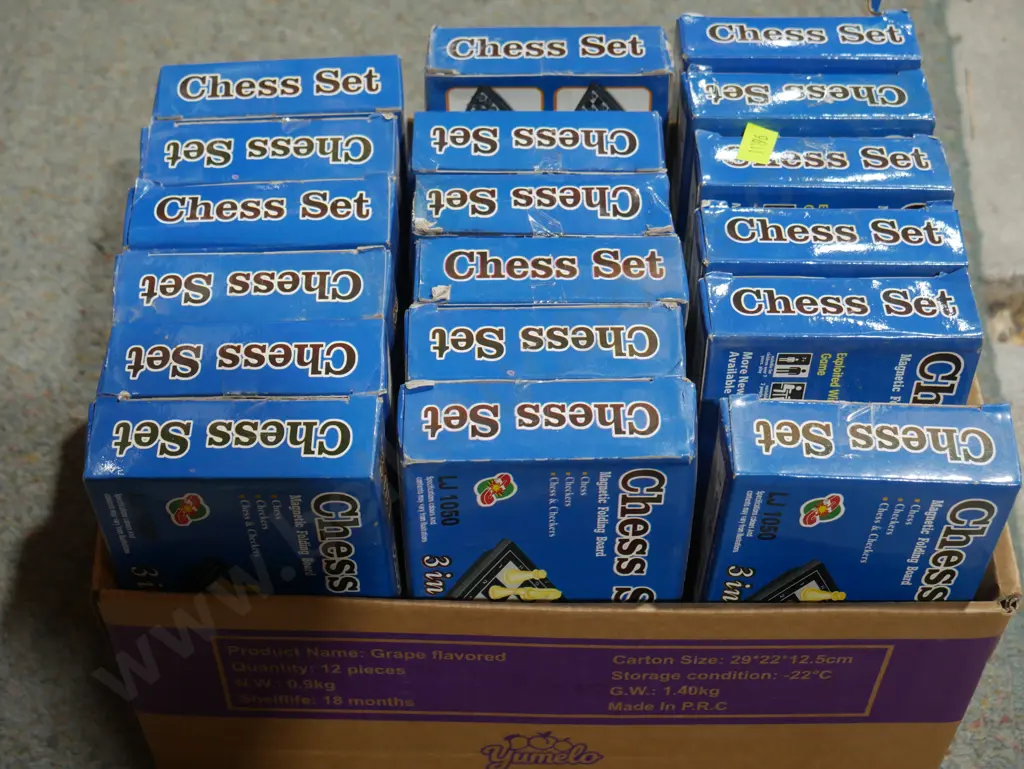 18 chess sets Image 1++