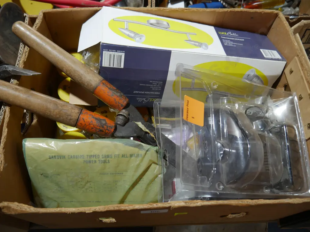 Garage sundries etc Image 1++