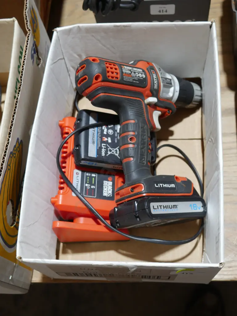 Black and decker drill Image 1++