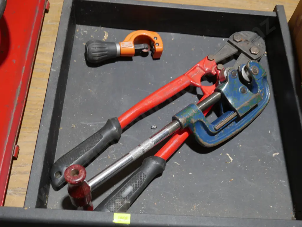 Hand tools Image 1++