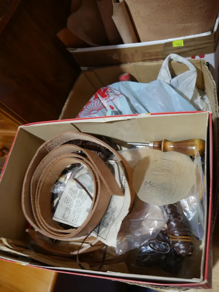 Leather working tools Image 1++