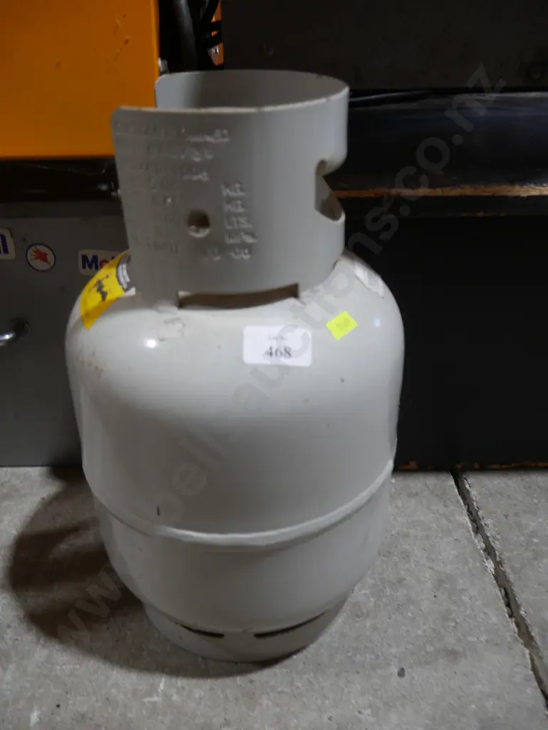 Gas bottle Image 1++