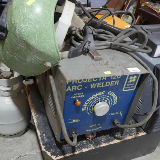 Arc welder