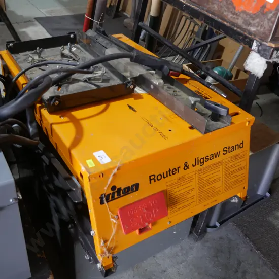 Titan router and jigsaw stand