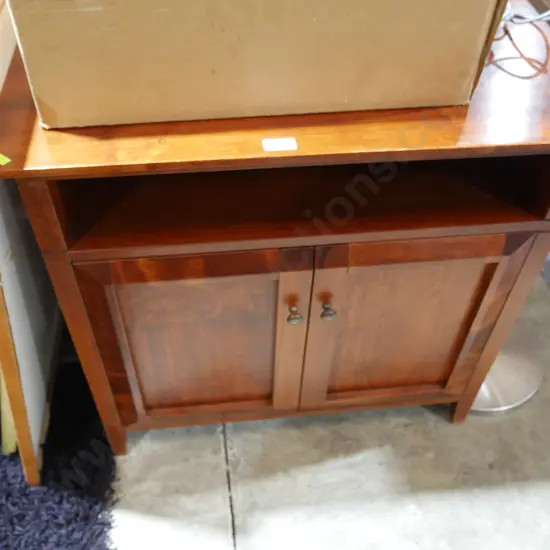 TV cabinet