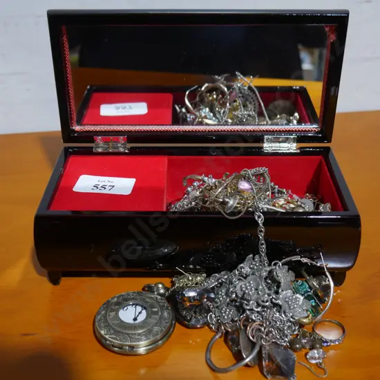 Costume jewellery with box