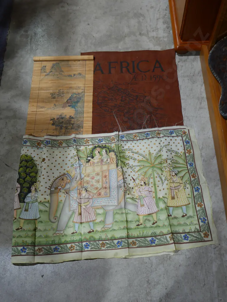 African map made from banna leaves, silk indian picture etc Image 1++