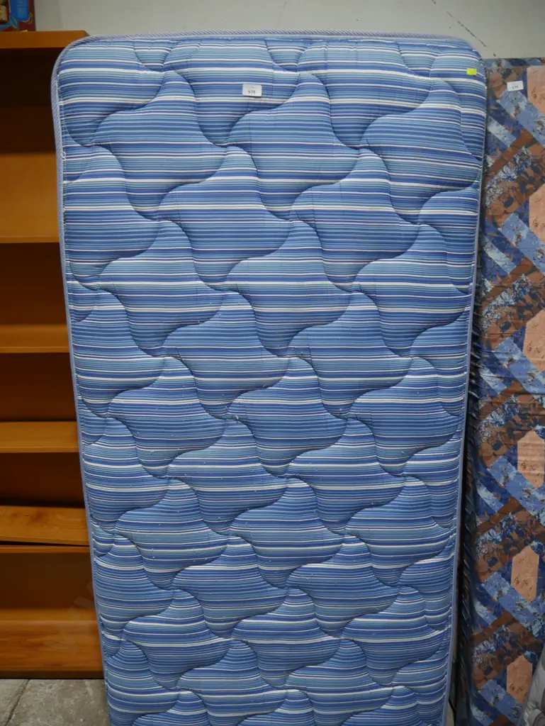 Single bed Image 1++