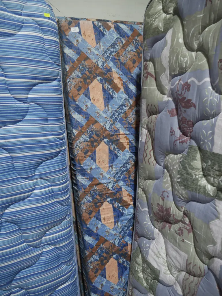 Single bed Image 1++