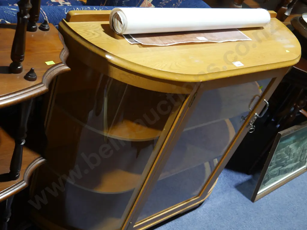 China cabinet Image 1++