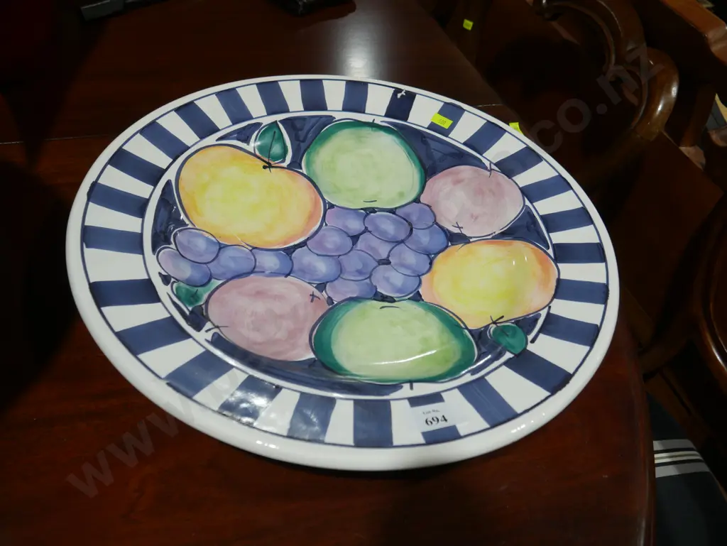 Nelson studio pottery fruit bowl Image 1++