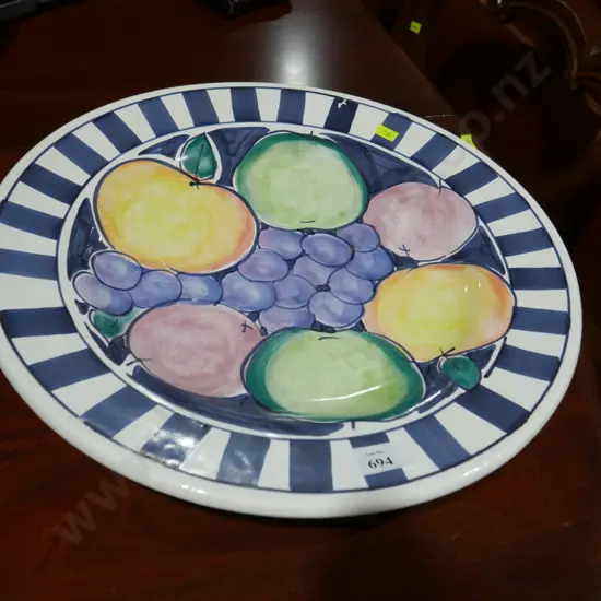 Nelson studio pottery fruit bowl