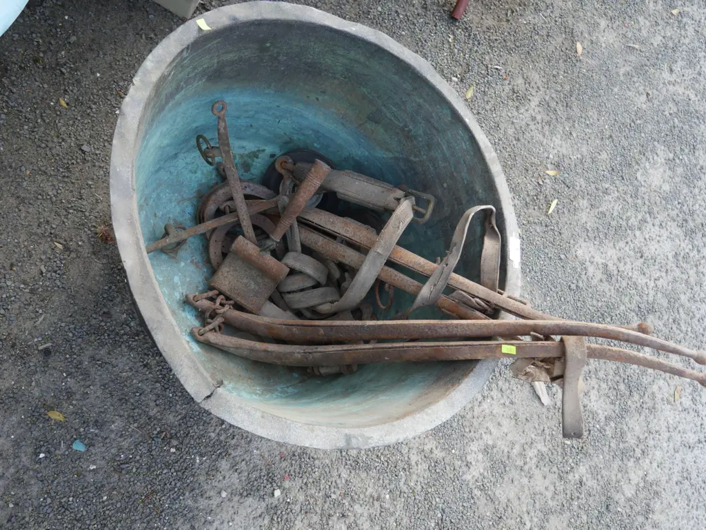 Copper bin etc Image 1++