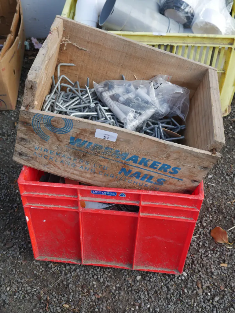 Nail plates etc Image 1++