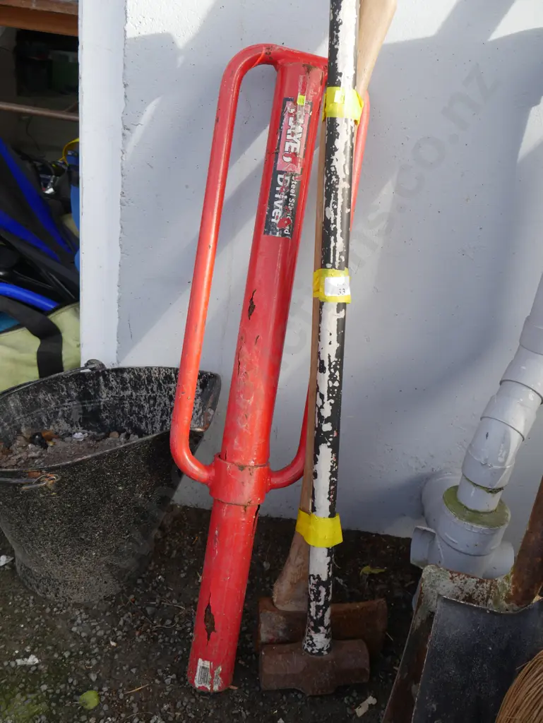 Sledge hammer, axe and driver Image 1++