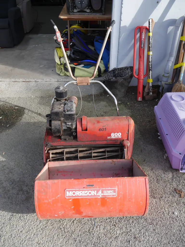 Morrison reel mower Image 1++