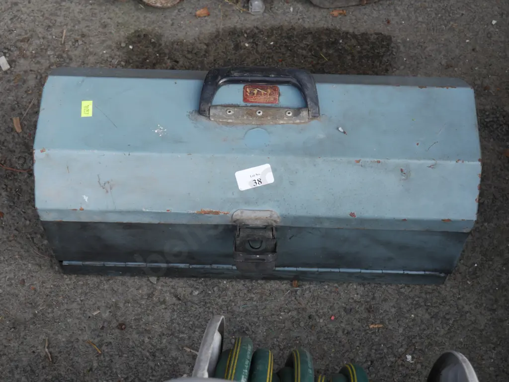 Tool box and contents Image 1++