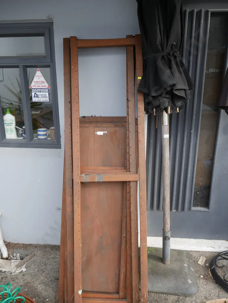 Flat pack bookcase Image 1++