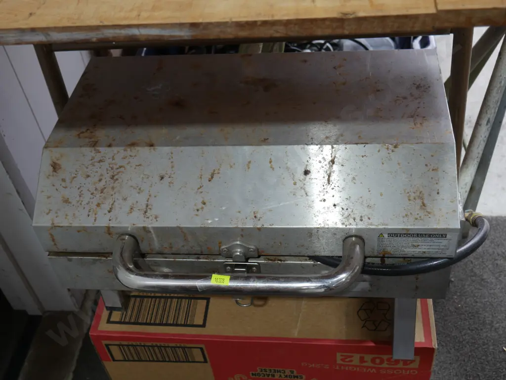 Morrison gas portable BBQ Image 1++