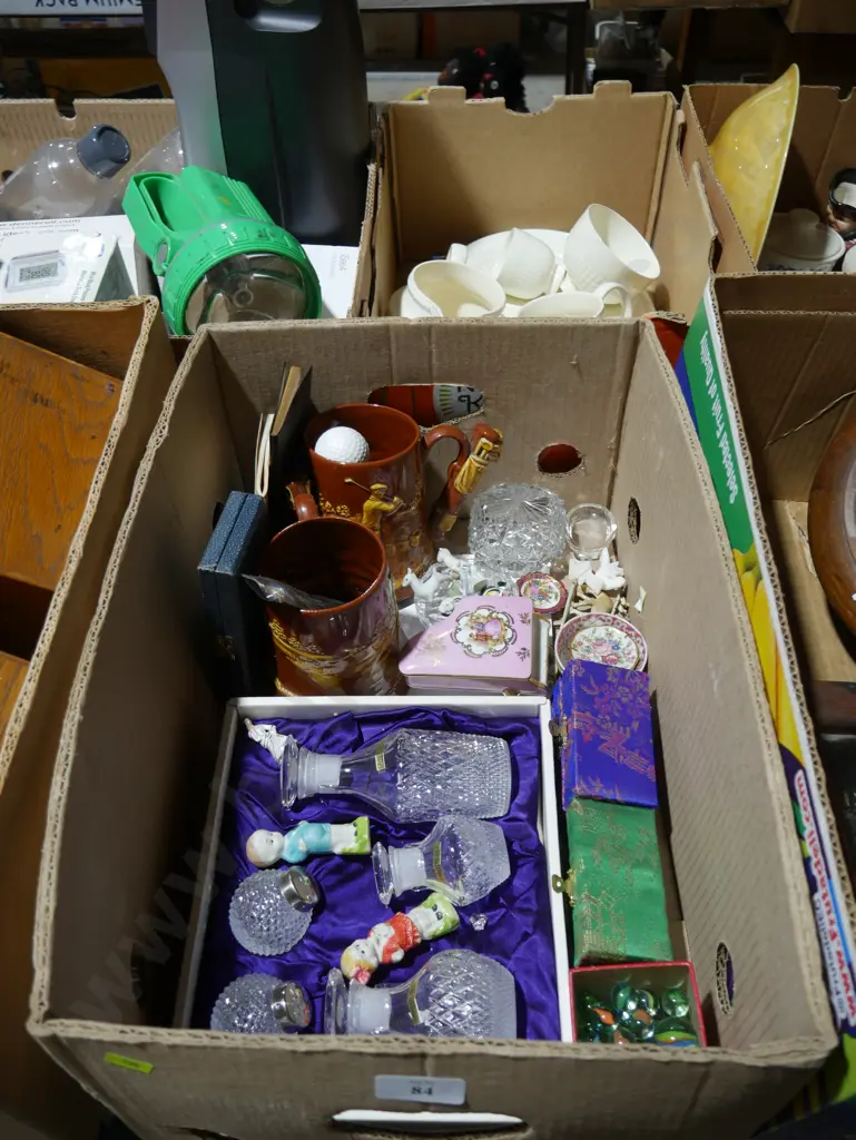 Golfing mugs, ornaments etc Image 1++