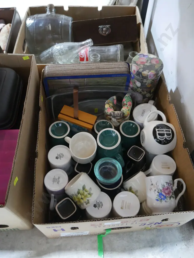 Coffee cups etc Image 1++