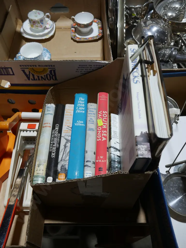 Books - ships Image 1++