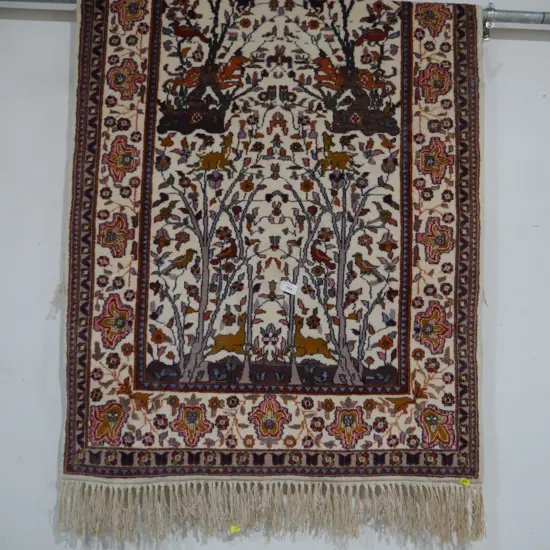 Hanging rug