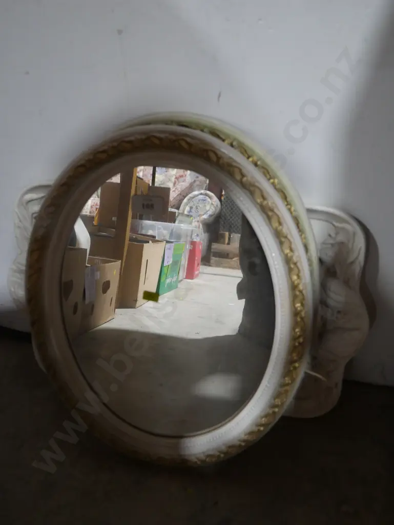 2 mirrors and tray Image 1++