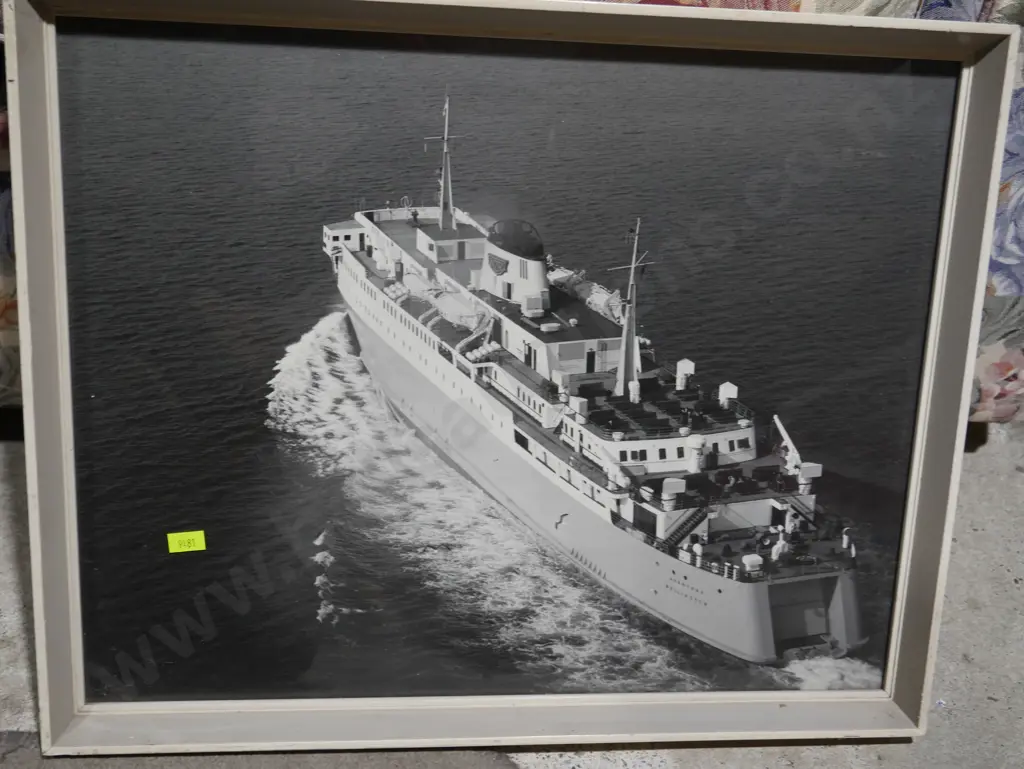 Assorted artworks Image 1++