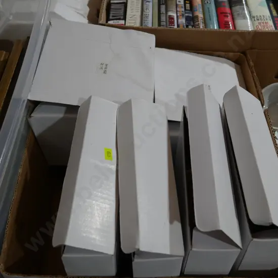 Model ships, chicken ornaments