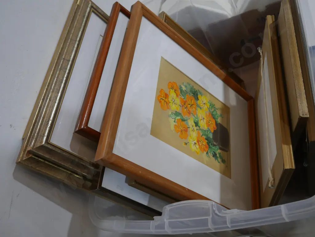 Assorted art Image 1++