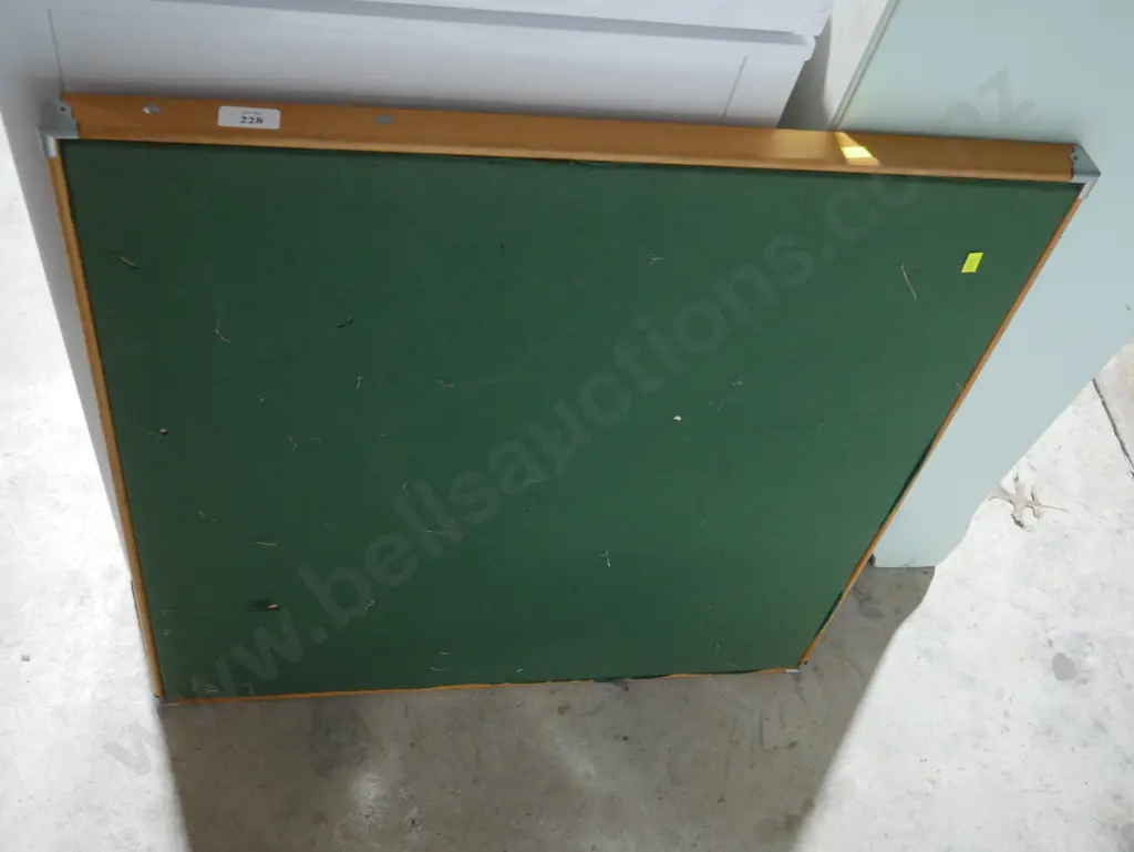 Card table Image 1++