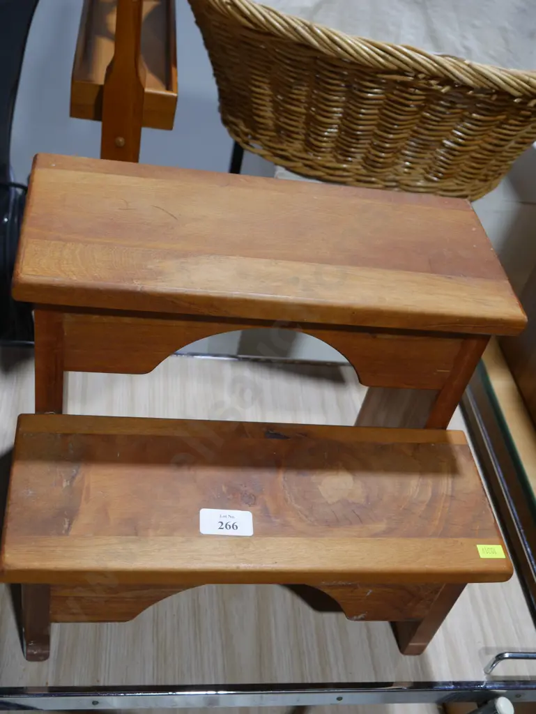 Wooden steps Image 1++