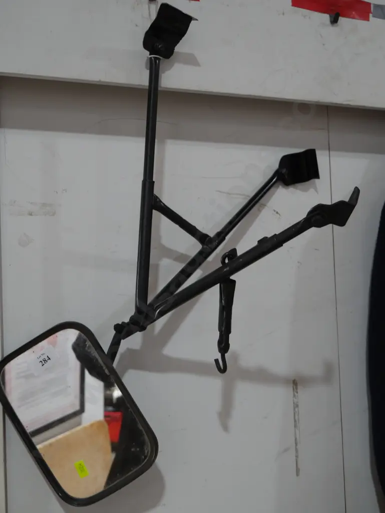 Tripod mirror Image 1++