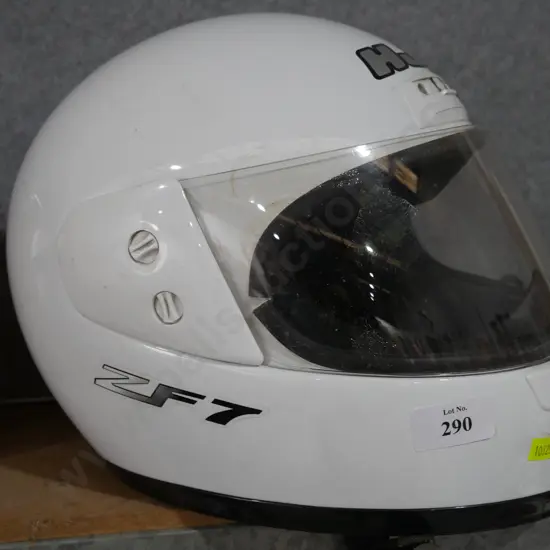 Motorcycle helmet