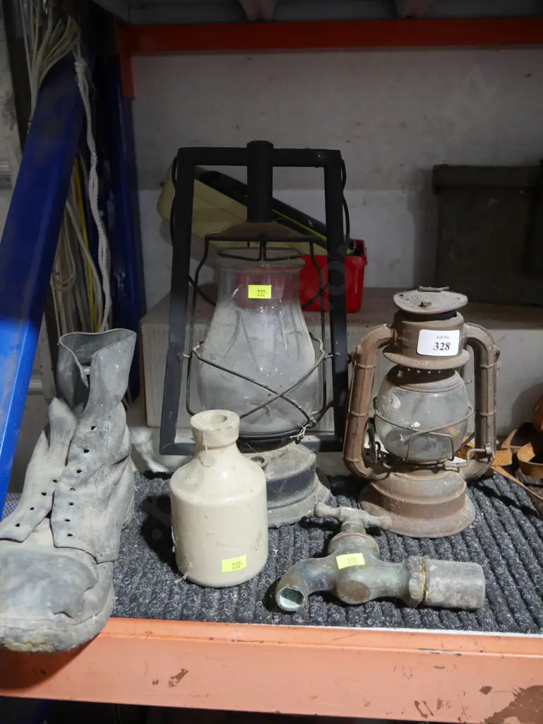 Vintage lanterns etc Image 1++