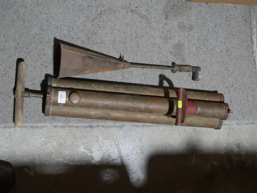 Vintage flame gun Image 1++