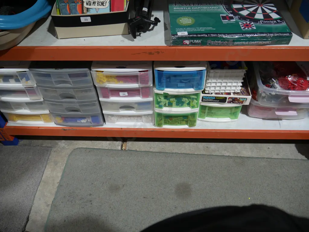 Assorted Toro building blocks Image 1++