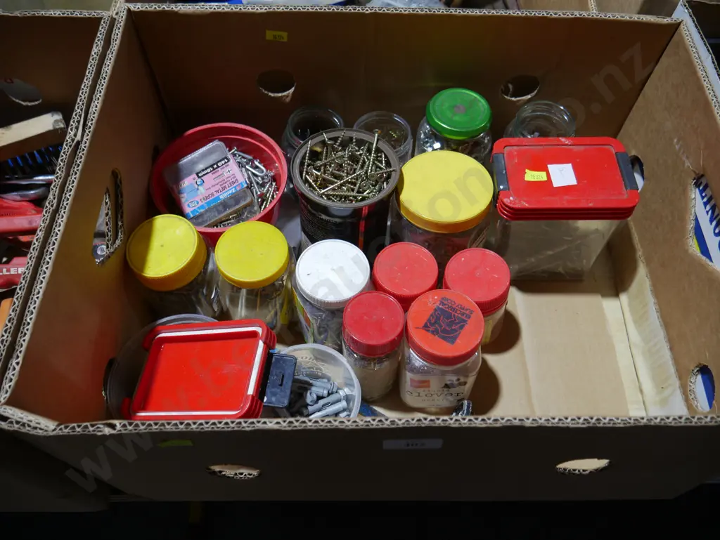 Assorted screws etc Image 1++