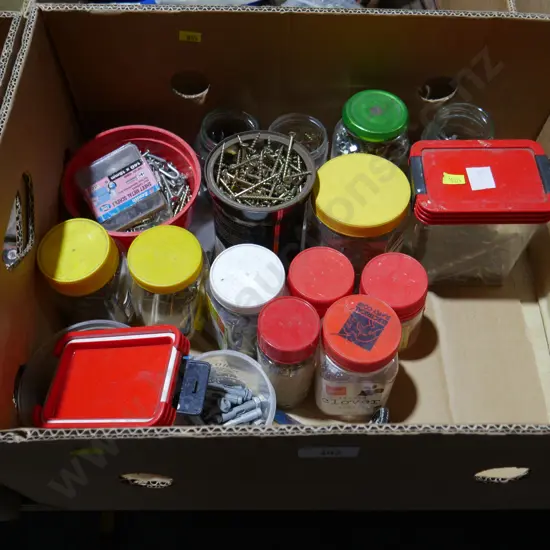 Assorted screws etc