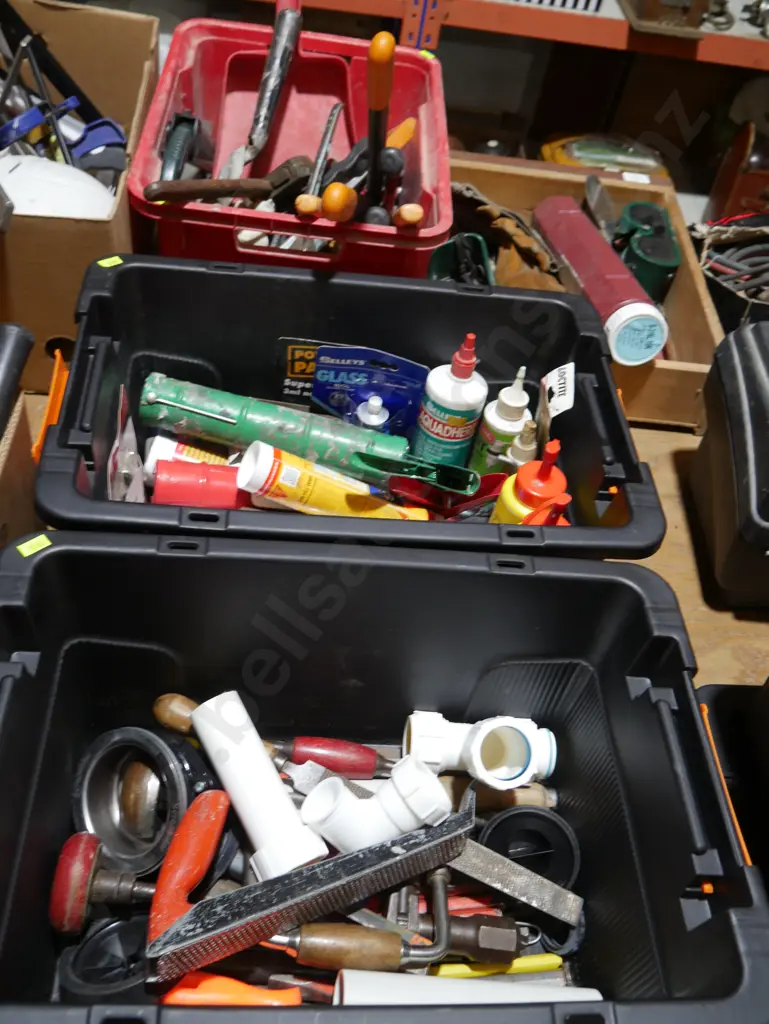 Two containers of workshop items Image 1++