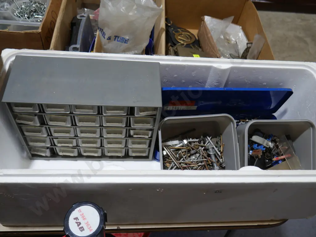 Bolts, screws etc Image 1++