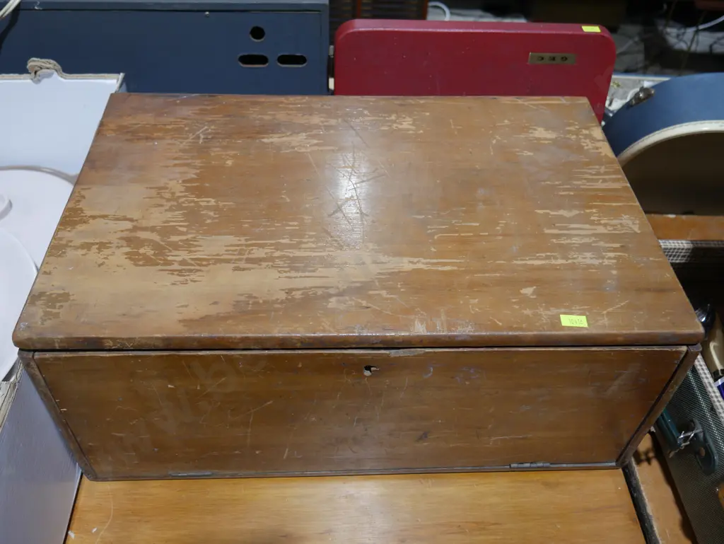 Wooden storage box Image 1++