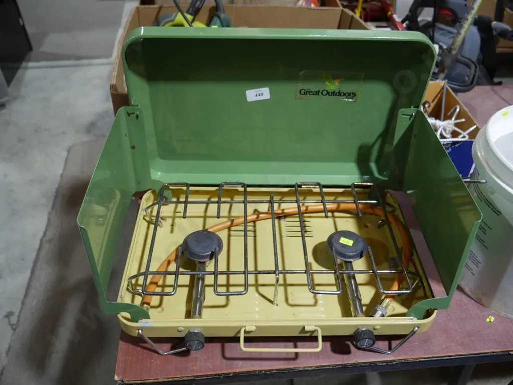 Great outdoors two burner camp cooker Image 1++