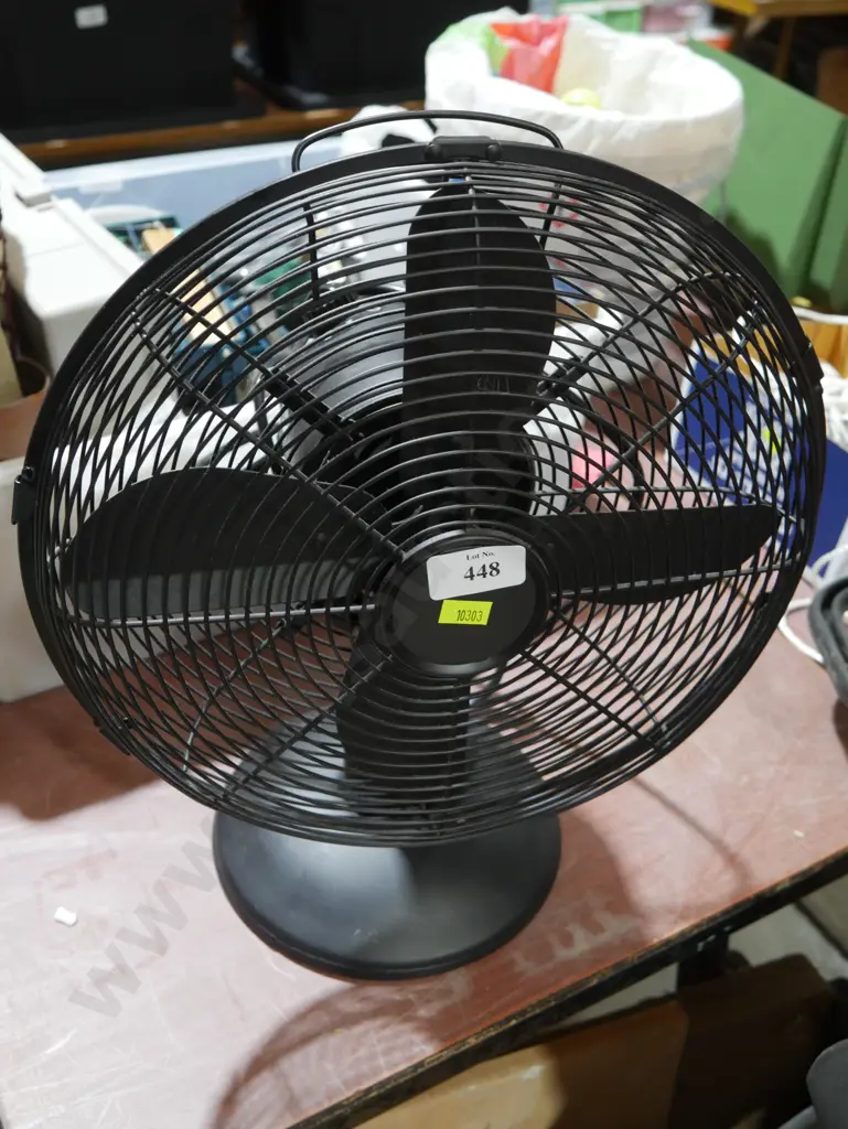 Desk fan Image 1++