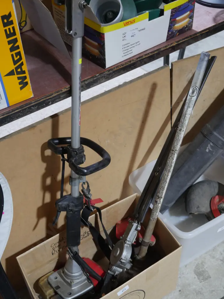 Petrol trimmer and attachments Image 1++