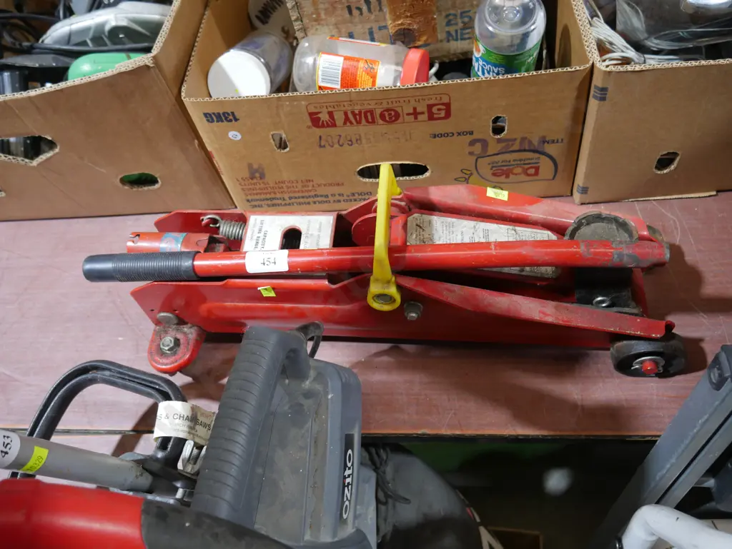 Trolley jack Image 1++