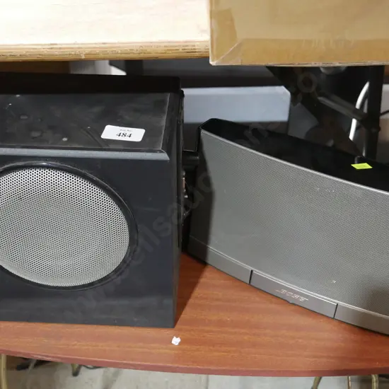 Bose SoundDock and Logitech speaker