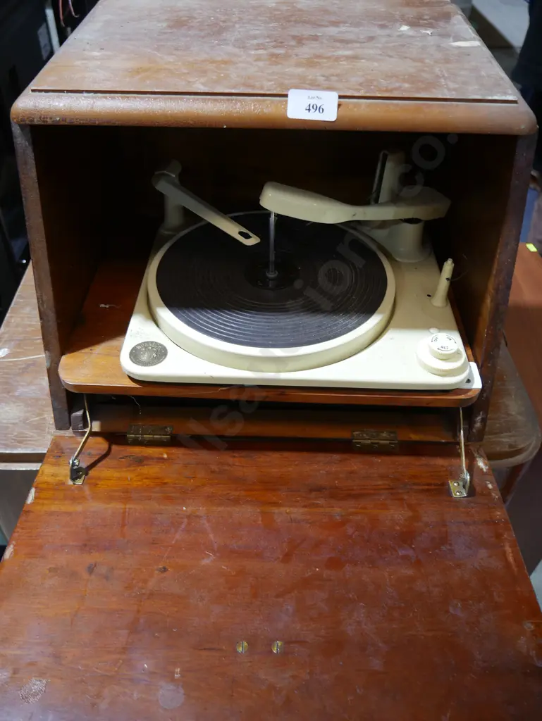 Record player Image 1++